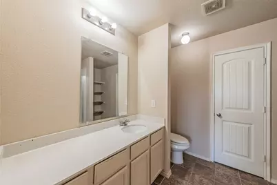 1758 Overlook Drive, Lancaster, TX 75146 - Photo 33