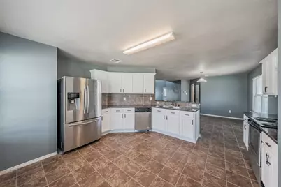 1758 Overlook Drive, Lancaster, TX 75146 - Photo 15