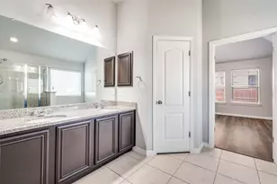 1033 Water Garden Cir, Little Elm, TX 75068 - Photo 7