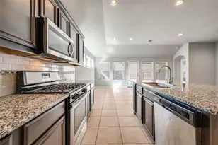 1033 Water Garden Cir, Little Elm, TX 75068 - Photo 15