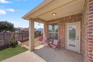 1204 Barberry Dr, Burleson, TX 76028 - Photo 27