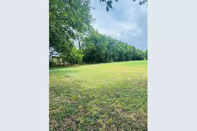 400 Batterson Street, Cleburne, TX 76031 - Photo 3