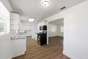 104 Parker St, Italy, TX 76651 - Photo 11