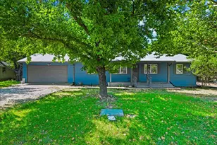 104 Parker St, Italy, TX 76651 - Photo 29