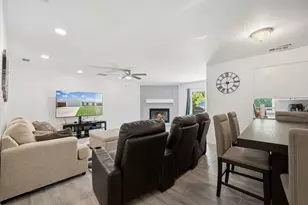 2314 Benbrook Dr, Carrollton, TX 75007 - Photo 5
