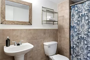 9801 Royal Ln, Dallas, TX 75231 - Photo 15