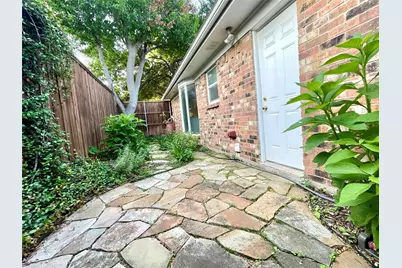 7814 La Manga Drive, Dallas, TX 75248 - Photo 23