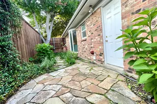 7814 La Manga Dr, Dallas, TX 75248 - Photo 23