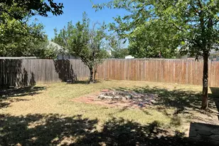 1001 Stockton Dr, Burleson, TX 76028 - Photo 35