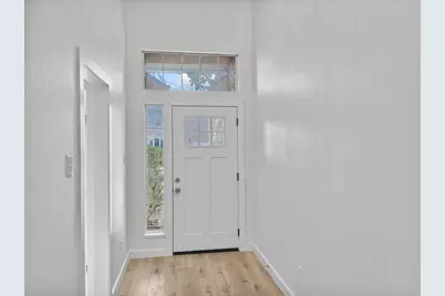 2720 Rochelle Point, Irving, TX 75062 - Photo 3