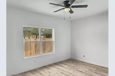 2720 Rochelle Point, Irving, TX 75062 - Photo 9