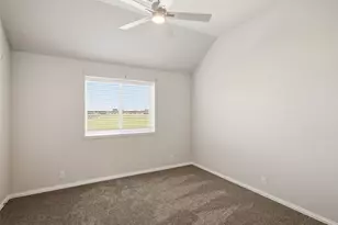 201 Sweetwater Dr, Commerce, TX 75428 - Photo 33