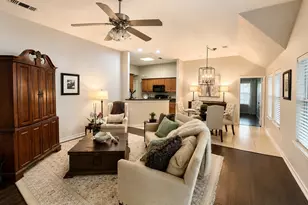 1006 Hall St, McKinney, TX 75069 - Photo 3