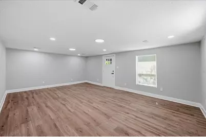 548 Ezekial Avenue, Dallas, TX 75217 - Photo 9