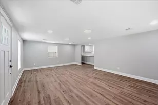548 Ezekial Ave, Dallas, TX 75217 - Photo 7