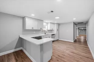548 Ezekial Ave, Dallas, TX 75217 - Photo 13