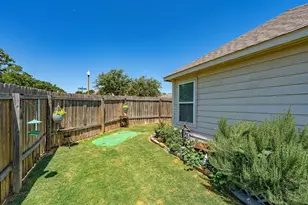 2416 Fall Leaf Ct, Denton, TX 76209 - Photo 37