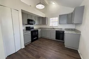 1362 Southridge Dr, Lancaster, TX 75146 - Photo 17