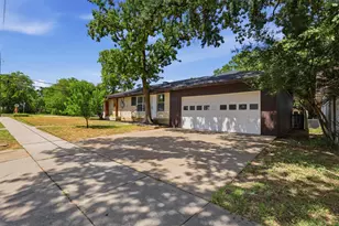 1170 W Frey St, Stephenville, TX 76401 - Photo 29