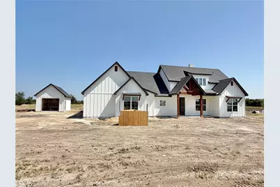 2013 Collin Street, Weatherford, TX 76085 - Photo 1
