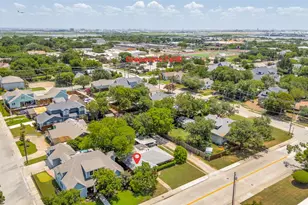 311 S Dooley St, Grapevine, TX 76051 - Photo 3