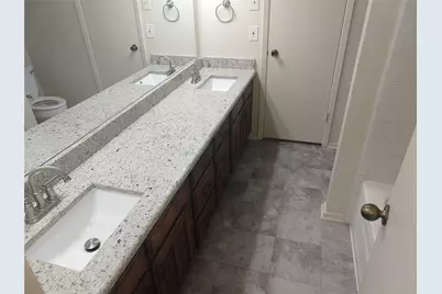 2110 Valleywood Drive, Arlington, TX 76013 - Photo 9