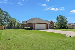 104 Frost Creek Ave, Groesbeck, TX 76642 - Photo 5