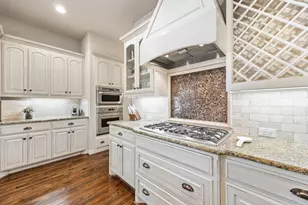 11324 Mounts Run Dr, Dallas, TX 75218 - Photo 13