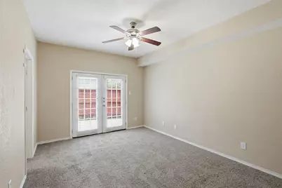 608 Fiesta Circle, Irving, TX 75063 - Photo 11