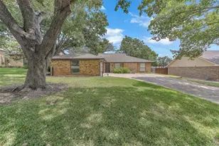 1401 San Gabriel Dr, Denton, TX 76205 - Photo 1