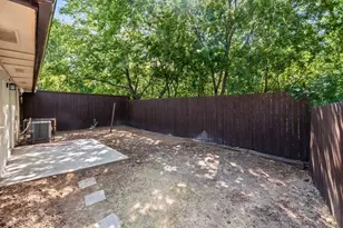 3208 Poplar Springs Ln, Dallas, TX 75227 - Photo 23