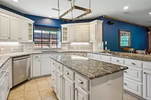 3412 Rockbrook Dr, Plano, TX 75074 - Photo 7