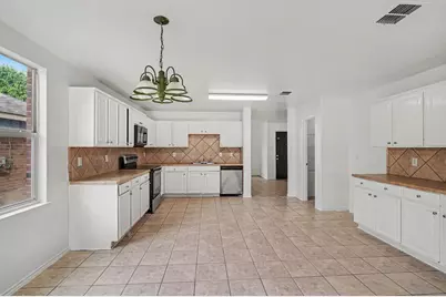 7656 Sienna Ridge Lane, Fort Worth, TX 76131 - Photo 5
