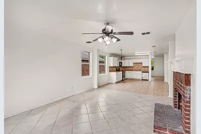 7656 Sienna Ridge Lane, Fort Worth, TX 76131 - Photo 3