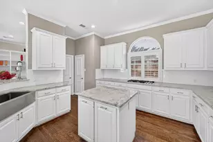 18728 Thorntree Ln, Dallas, TX 75252 - Photo 11