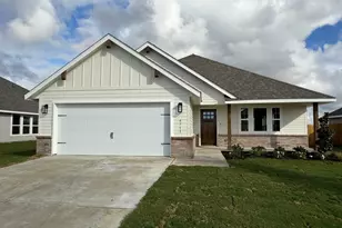 4711 Enclave Dr, Sanger, TX 76266 - Photo 1