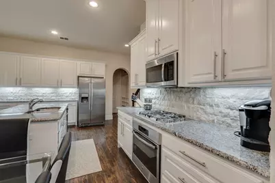 625 Surrey, Flower Mound, TX 75022 - Photo 7