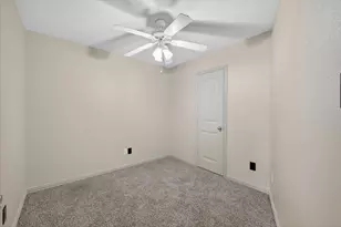 2312 Calendar Ct, Grand Prairie, TX 75050 - Photo 27