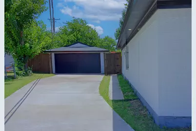 12220 Eunice Street, Farmers Branch, TX 75234 - Photo 33