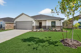 423 Rose Ave, Cleburne, TX 76033 - Photo 3