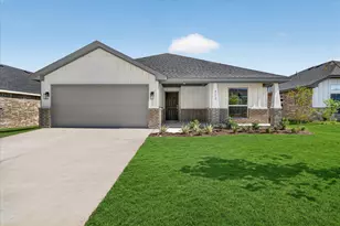 423 Rose Ave, Cleburne, TX 76033 - Photo 1