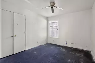940 E Tucker St, Fort Worth, TX 76104 - Photo 13