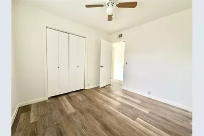 4933 Curzon Avenue, Fort Worth, TX 76107 - Photo 7