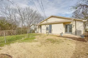4933 Curzon Ave, Fort Worth, TX 76107 - Photo 11