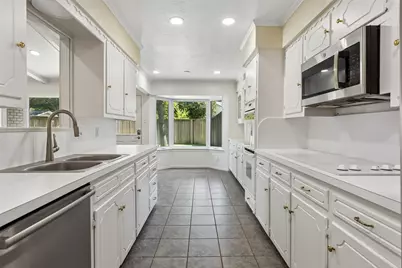 527 Twilight Trail, Richardson, TX 75080 - Photo 9