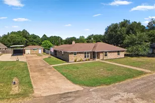 8 Circle Dr, Teague, TX 75860 - Photo 35