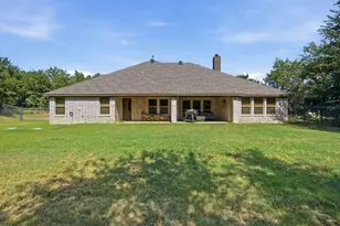 1013 Churchill Ln, Millsap, TX 76066 - Photo 33