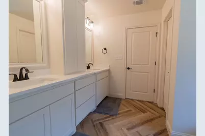 1013 Churchill Lane, Millsap, TX 76066 - Photo 21