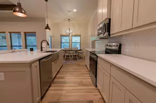 1013 Churchill Ln, Millsap, TX 76066 - Photo 11