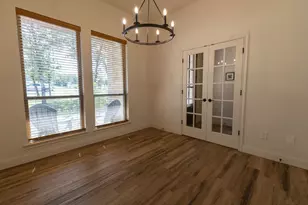 1013 Churchill Ln, Millsap, TX 76066 - Photo 5